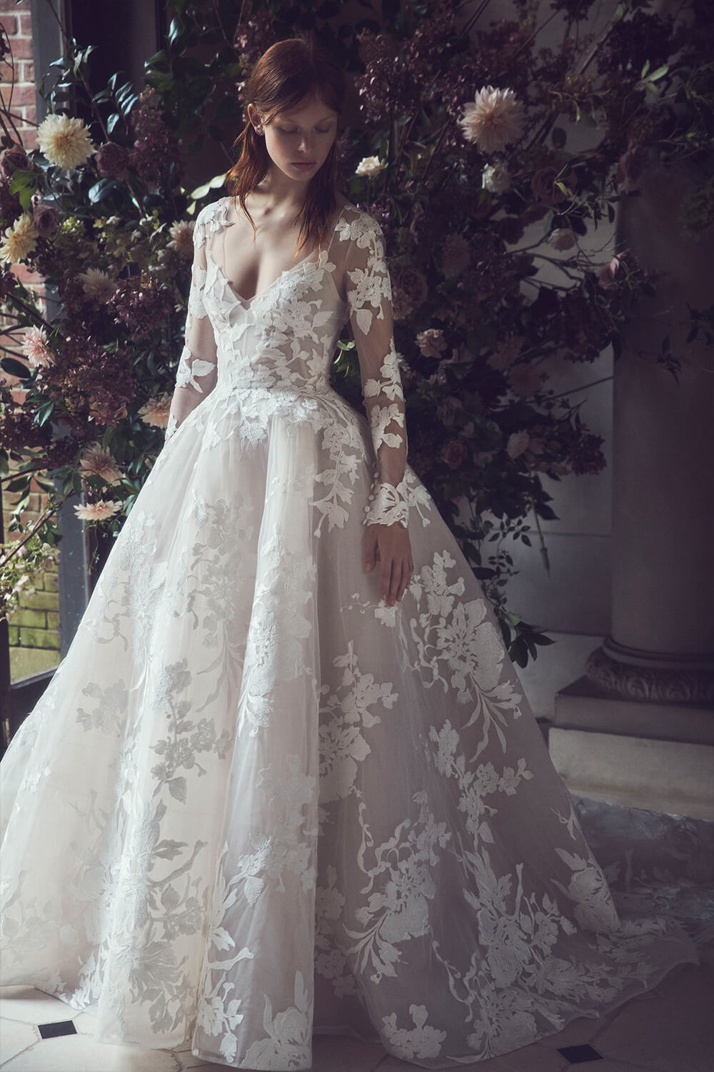 Wedding dress with flower embroidery
