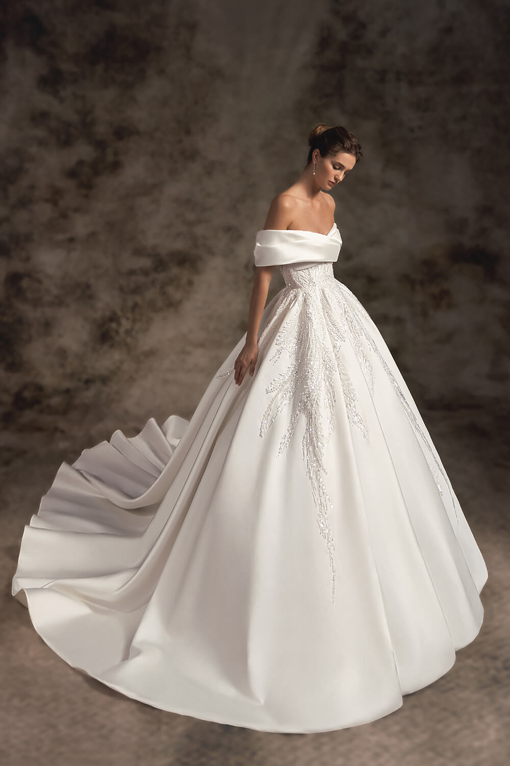 Pre-loved bridal ball gown